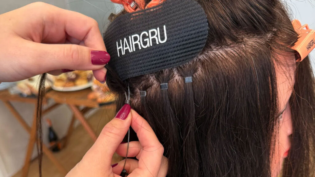 Salon Grubr - Prodlužování a zahušťování vlasů metodou WEFT