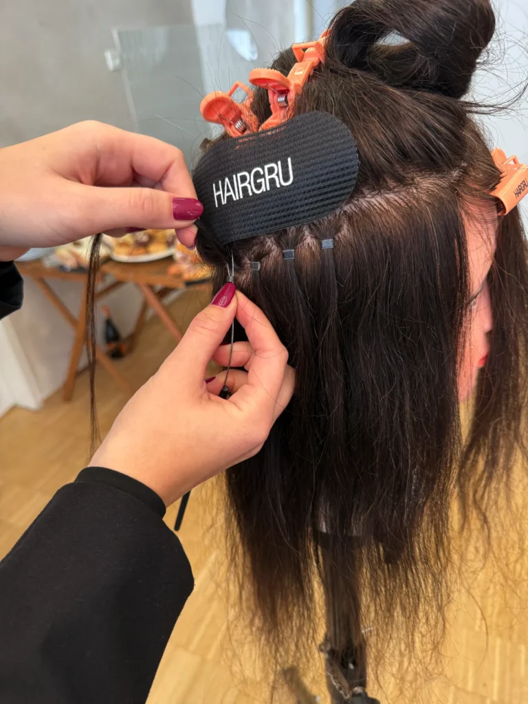 Salon Grubr - Prodlužování a zahušťování vlasů metodou WEFT